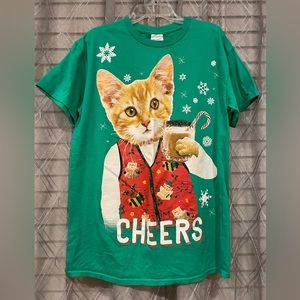 Holiday Cheer / Christmas Kitten festive T Shirt with snowflakes. Size medium